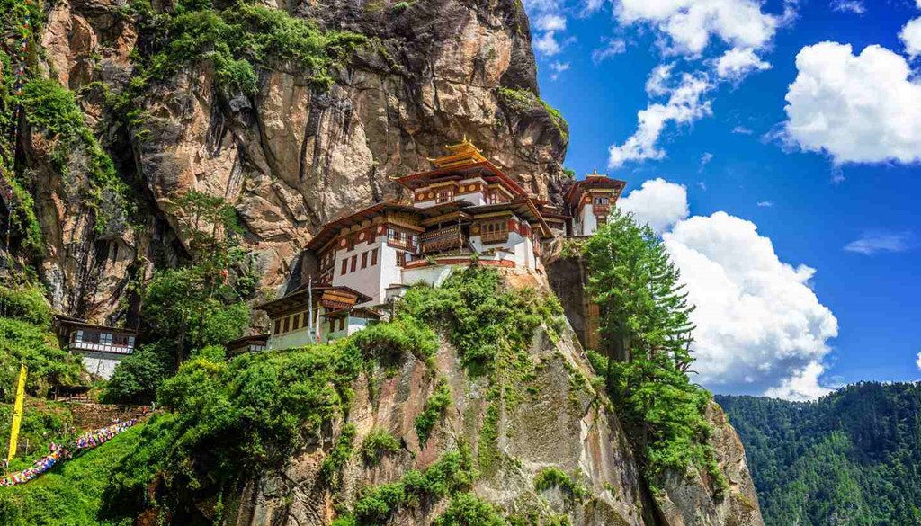 DU LỊCH BHUTAN - XỨ SỞ RỒNG SẤM