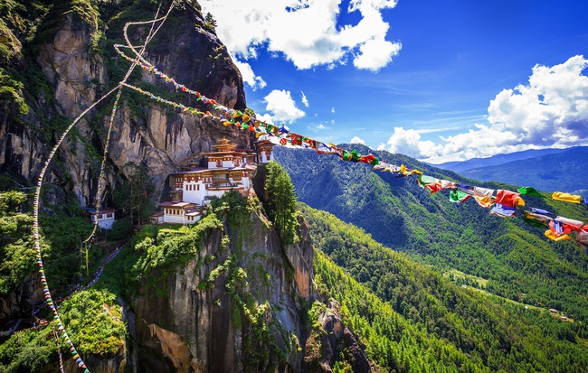 DU LỊCH BHUTAN - XỨ SỞ RỒNG SẤM