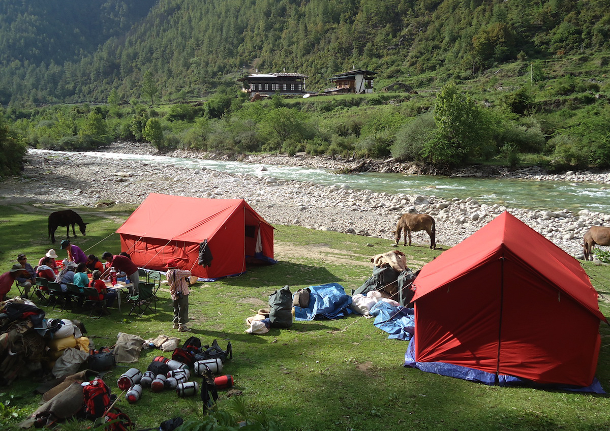 DU LỊCH BHUTAN - XỨ SỞ RỒNG SẤM