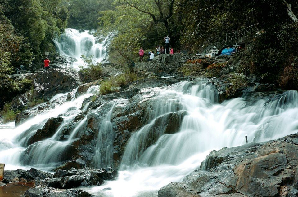 DU LỊCH NHA TRANG - ĐÀ LẠT - BIỂN VÀ HOA