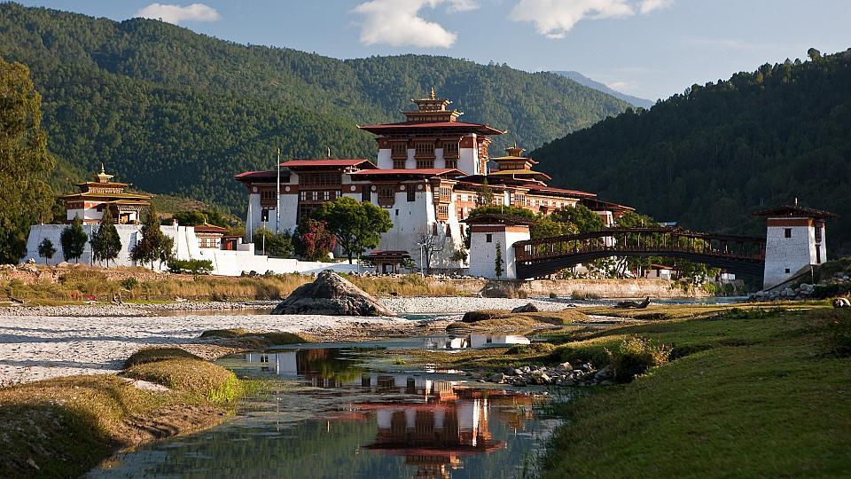 DU LỊCH BHUTAN - XỨ SỞ RỒNG SẤM