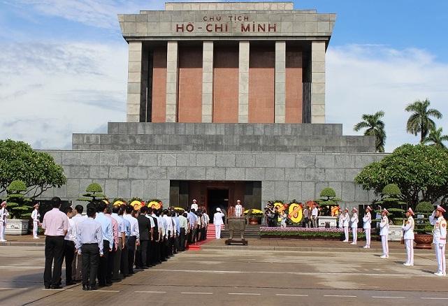 DU LỊCH HÀ NỘI - TRÀNG AN - HẠ LONG - YÊN TỬ - CHÙA HƯƠNG